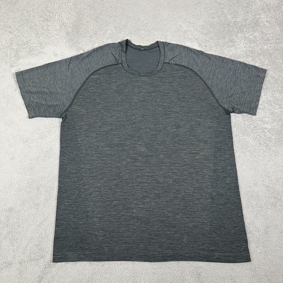 Lululemon Shirt Mens XL Metal Vent Tech Performance Training Gym Athletic - Picture 1 of 12